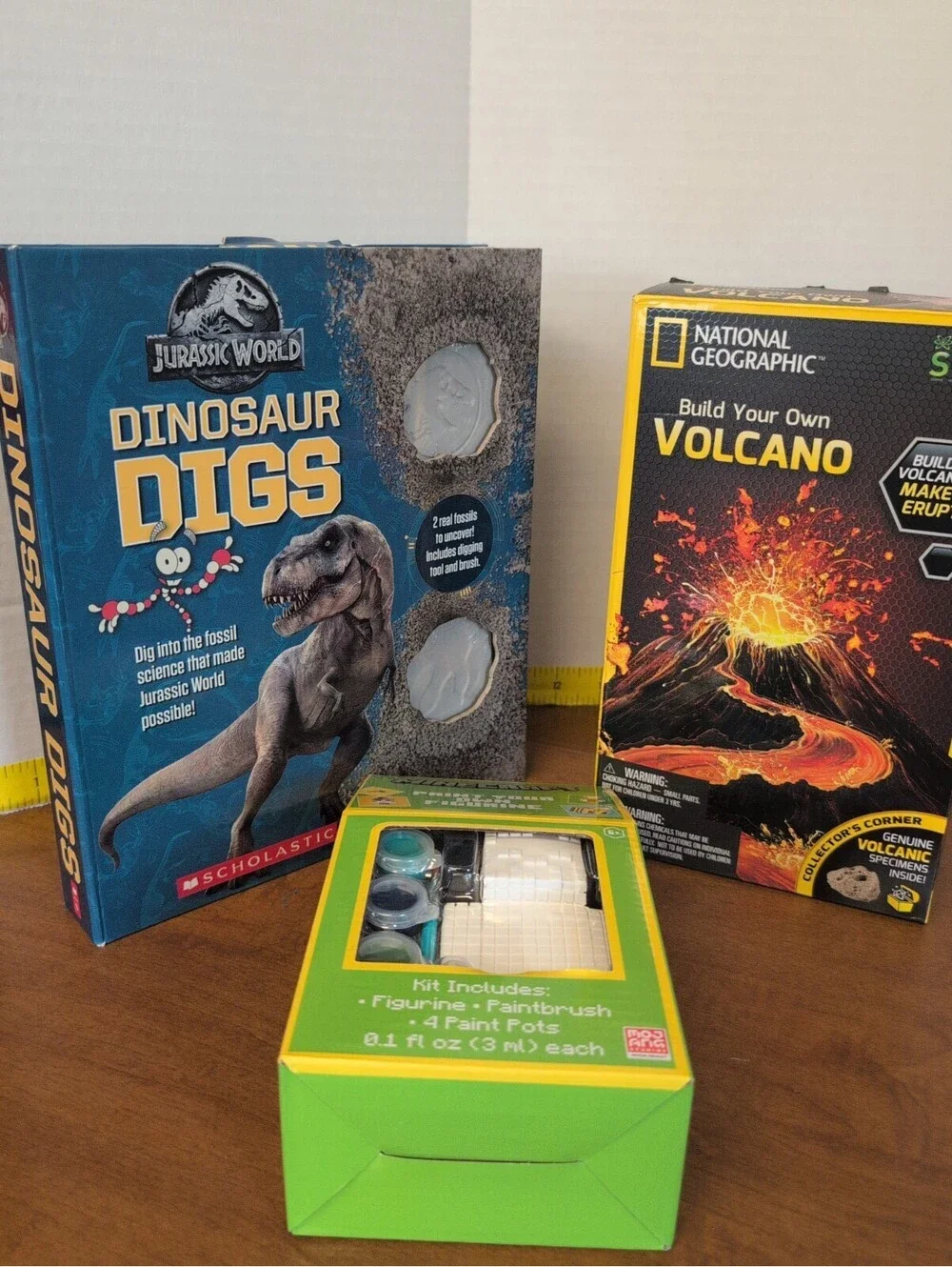 National Geographic Build Your Own Volcano Kit, Dino Digs, Minecraft paint